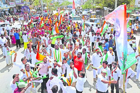 హోరాహోరీ పోరు.. ఎవరిదో జోరు 