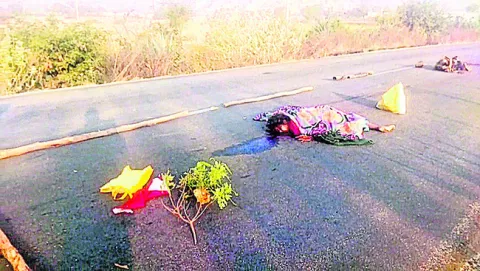 గుర్తు తెలియని మహిళ మృతి 