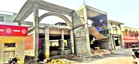 గురువు దాతృత్వం
