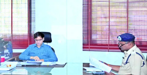 విద్యుత్‌, పారిశుద్ధ్యం సమస్యలు తలెత్తకుండా చూడాలి 