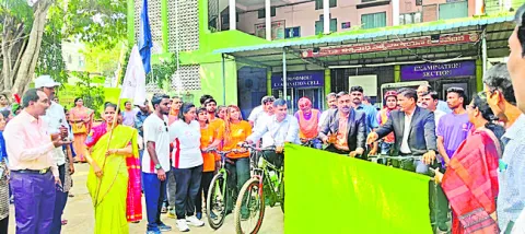 ‘పెడల్‌ ఫర్‌ ఫ్రీడమ్‌’ సైకిల్‌ ర్యాలీ ప్రారంభం 