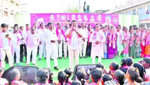     మున్సిపల్‌ ఎన్నికల్లోనూ బుద్ధి చెప్పండి 
