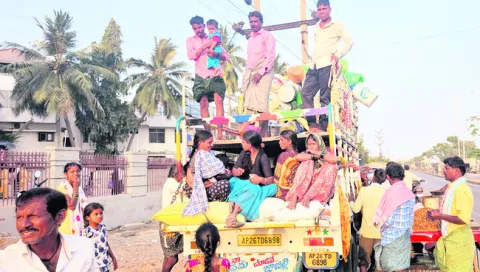 ఊరూవాడా.. సుగ్గిబాట