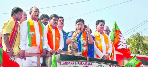 బీజేపీతోనే దేశ భవిష్యత్తు 