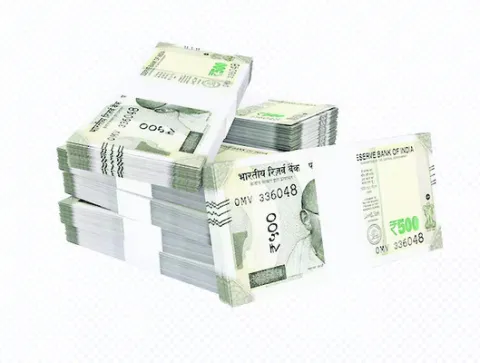 కాంట్రాక్ట్‌ సంస్థకు కాసుల వర్షమే 
