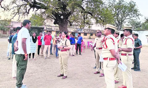 మున్సి‘పోల్స్‌’కు భారీ బందోబస్తు