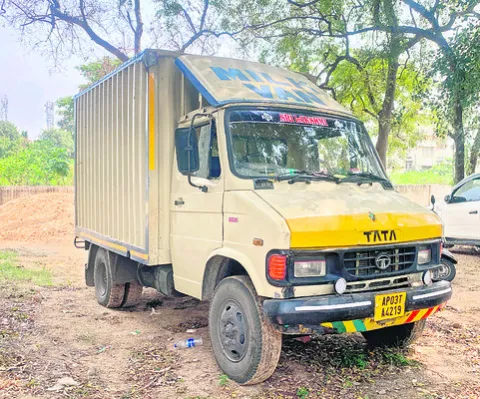 రేషన్‌ బియ్యం పట్టివేత 