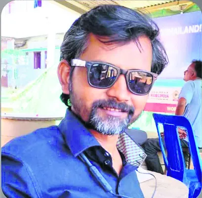 ఓటు వేసేందుకు  వస్తూ వ్యక్తి మృతి
