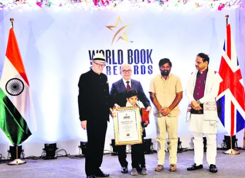 వరల్డ్‌ బుక్‌ ఆఫ్‌  రికార్డ్స్‌లో స్థానం