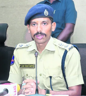 స్ట్రైకింగ్‌ ఫోర్స్‌.. క్విక్‌ రియాక్షన్‌ టీములు