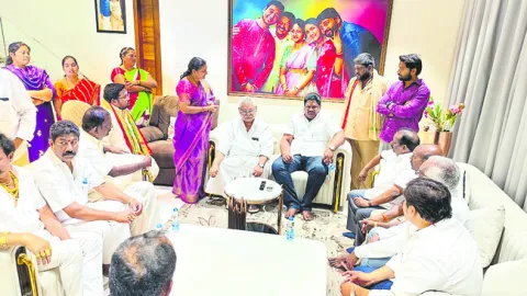 రాజకీయ విభేదాలతో దాడులు దుర్మార్గం