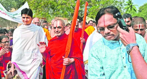 భూమాతను కాపాడుకోవాలి