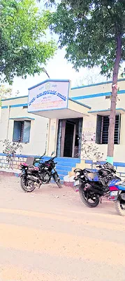 బత్తలపల్లిలో ‘ఏసీబీ’ అలజడి