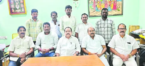 కల్తీ కుళ్లు కూటమి నేతల్లోనే..