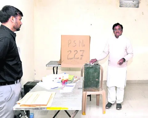 ప్రజాపాలనలో పారదర్శకంగా ఎన్నికలు