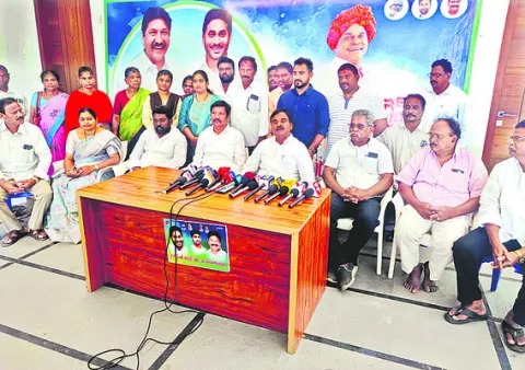 రాష్ట్రపతి పాలనకు సిఫార్సు చేయాలి 