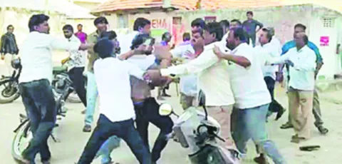 నర్సాపూర్‌లో ఉద్రిక్తత