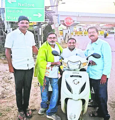 దివ్యాంగుల పెన్షన్‌ మంజూరులో కూటమి వివక్ష 