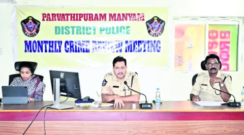 కేసుల పరిష్కారంలో వేగం.. శాంతిభద్రతలకు ప్రాధాన్యం