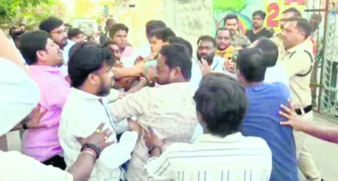 ఓట్ల జగడం!