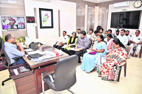 అప్పికొండలో శివరాత్రికి పటిష్ట ఏర్పాట్లు