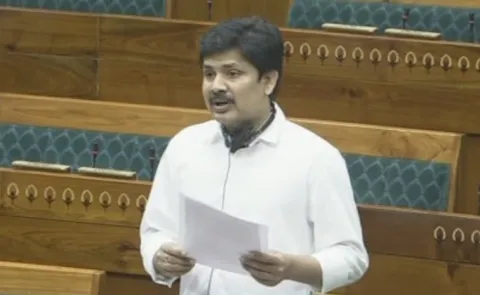 YSRCP MP Gurumurthy Speaks in Industrial Relations Code Bill Debate