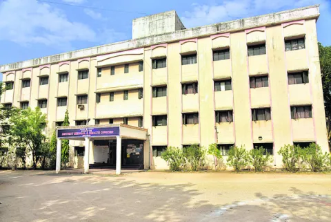 పీహెచ్‌సీ వైద్యులకు పీజీ సీట్లు