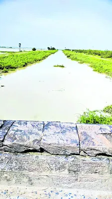 మోంథా తుఫాన్‌ నేపథ్యంలో.. 