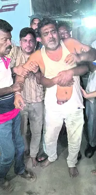 బీఆర్‌ఎస్‌ కార్యకర్తపై దాడి