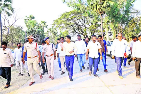 ఉత్సవాలను ఘనంగా నిర్వహించాలి