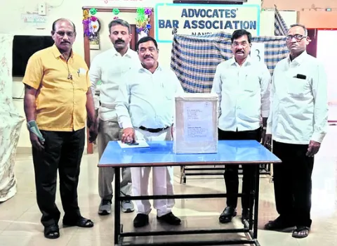 నేడే ‘బార్‌’ ఎన్నికలు