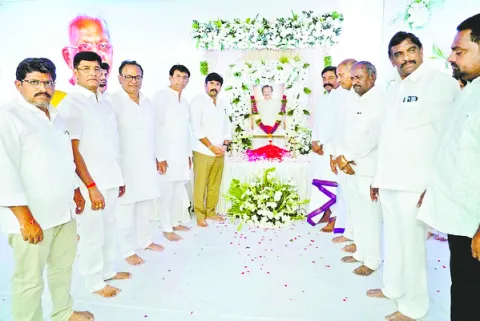 నిబద్ధత కలిగిన నాయకుడు శంకరారెడ్డి 