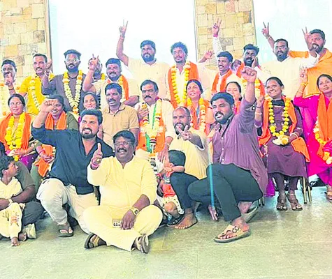 కాషాయదళంలో జోష్‌.. 