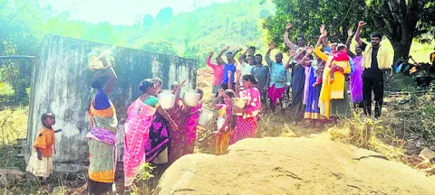 గోల్లిపుట్టులో తాగునీటి కష్టాలపై ఆందోళన