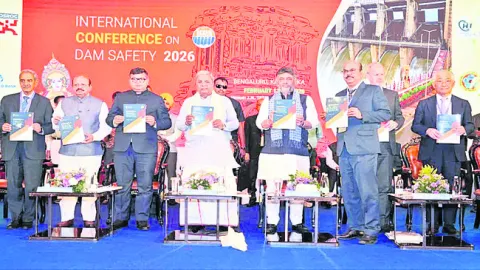 ఆనకట్టలు.. అభివృద్ధికి జీవనాడులు 