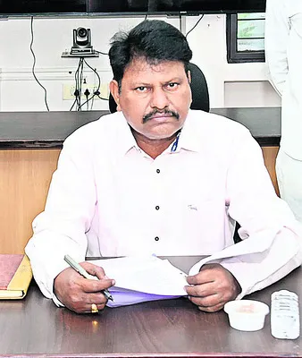 పరీక్షల నిర్వహణలో రాజీ వద్దు 