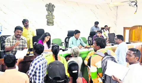 పీజేఆర్‌ఎస్‌కు వినతుల వెల్లువ
