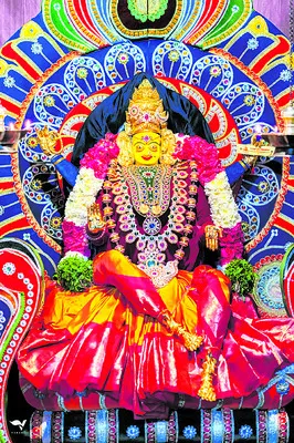 వనదుర్గాదేవిగా భ్రమరాంబ అమ్మవారు 