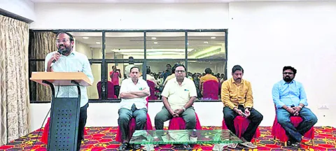 రాజాంలో సోమవారం నుంచి ఓపీ సేవలు నిలిపివేత