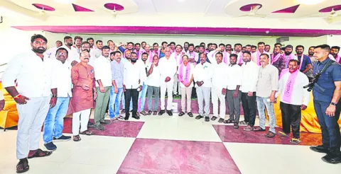 సిద్దిపేట అభివృద్ధిని అడ్డుకుంటుండ్రు 