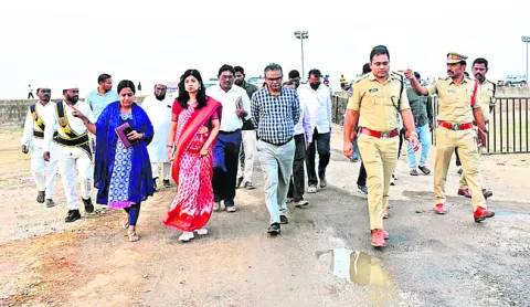 మహాజాతరకు సర్వం సన్నద్ధం