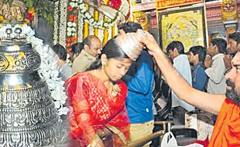 Why the shape of the satagopam details