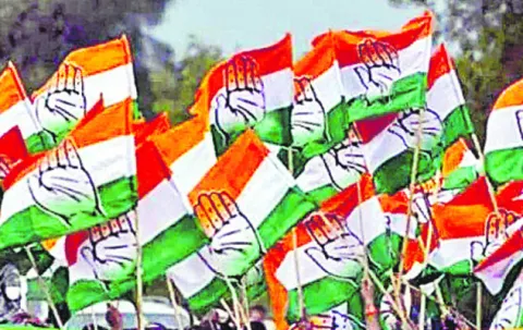 అధికార పార్టీదే పురం