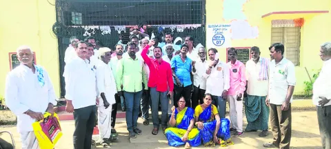 యూరియా యాప్‌ను రద్దుచేయాలి