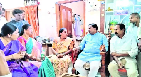 నేనున్నాను.. మీరు బాధపడొద్దు