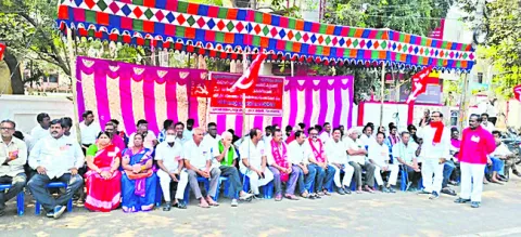 మెడికల్‌–ఫార్మా మాఫియాపై ఆందోళన 