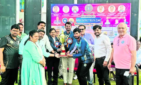 ముగిసిన దివ్యాంగుల క్రికెట్‌ టోర్నమెంట్‌