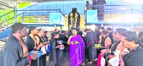 పాక్షిక శనిత్రయోదశి పూజలు 
