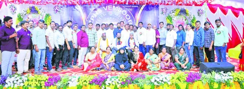 బడిలో వజ్రోత్సవం! 