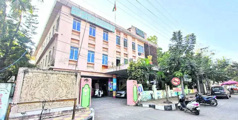 పీఠం ఎవరికో !